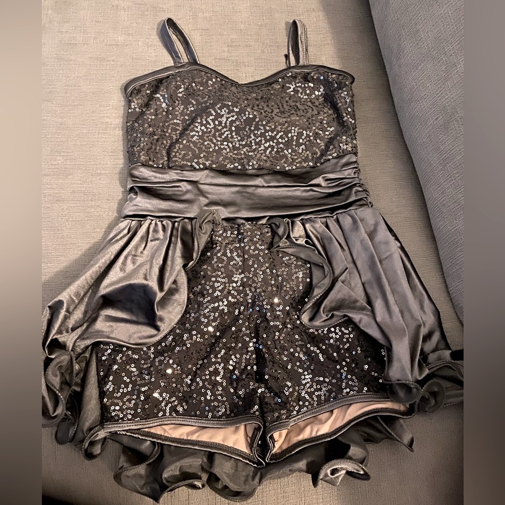 Dance/skating/baton outfit, Weissman size Child Large